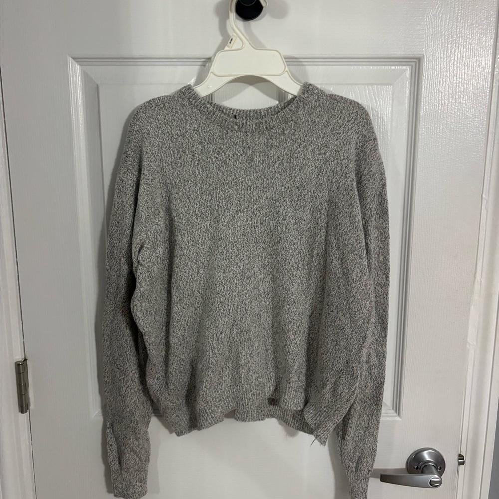 Brandy Melville Heather Gray Crew Neck Sweater